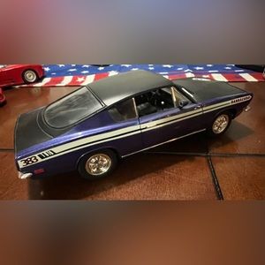 Die-cast 1:18 Chrysler Corporation 1969 Plymouth Baracuda